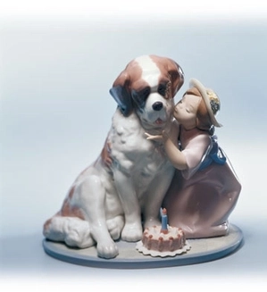 Lladro-A Birthday Kiss