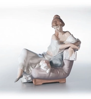 Lladro-Reading Companion 2001-02