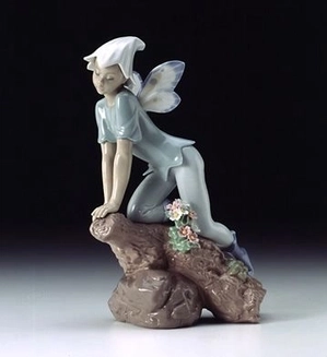 Lladro-Prince Of Elves 2001 - 2002