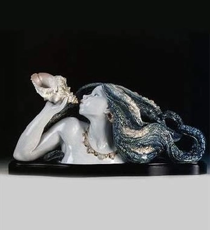 Lladro-Call Of The Sea