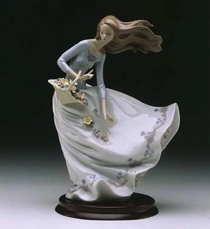 Lladro-Petals On The Wind