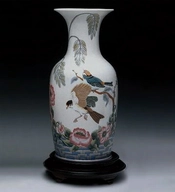 Lladro-Rose Garden Vase 1989-00 Le300