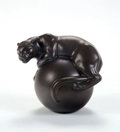 Lladro-Vigilant Paperweight