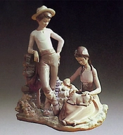 Lladro-Milk for Lamb 1974-80