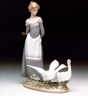 Lladro-Barnyard Scene