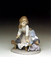 Lladro-My Chores