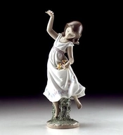 Lladro-Garden Dance 1999 Special Event Figure