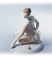 Lladro-Elegance On Ice