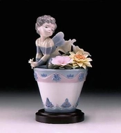 Lladro-Bumblebee Fantasy