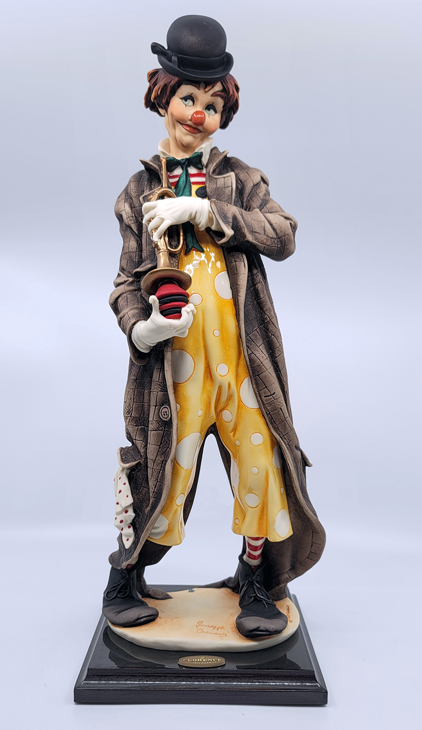 Giuseppe Armani The Musical Clown 0401E Limited Edition Sculpture.