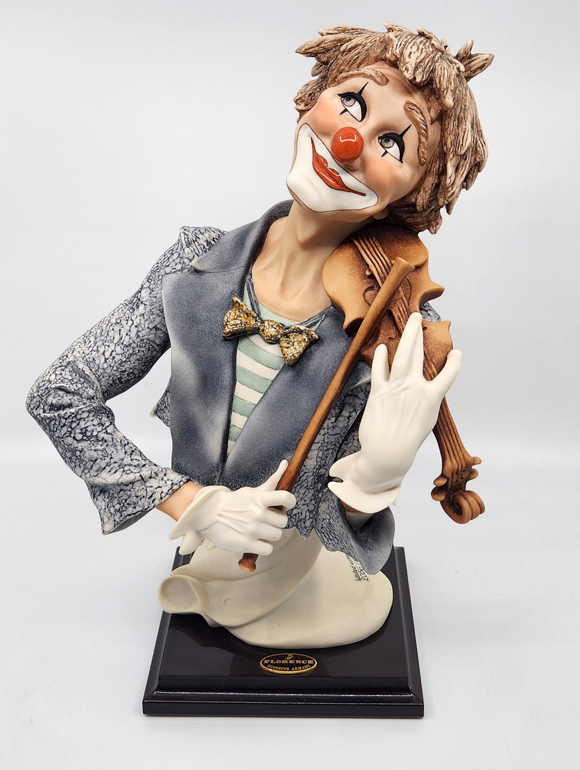Giuseppe Armani The Fiddler Clown 0725E Limited Edition Sculpture.