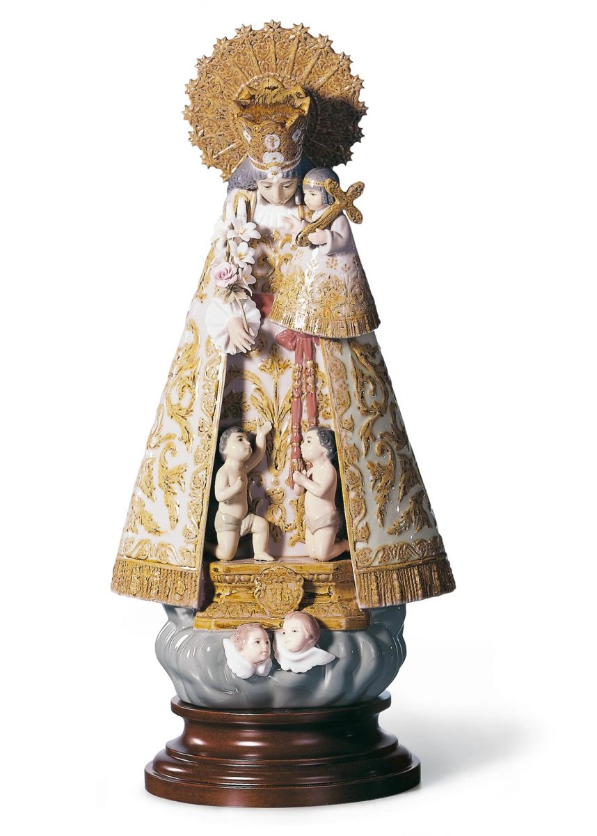 Lladro Our Lady of The Forsaken Figurine Porcelain Figurine