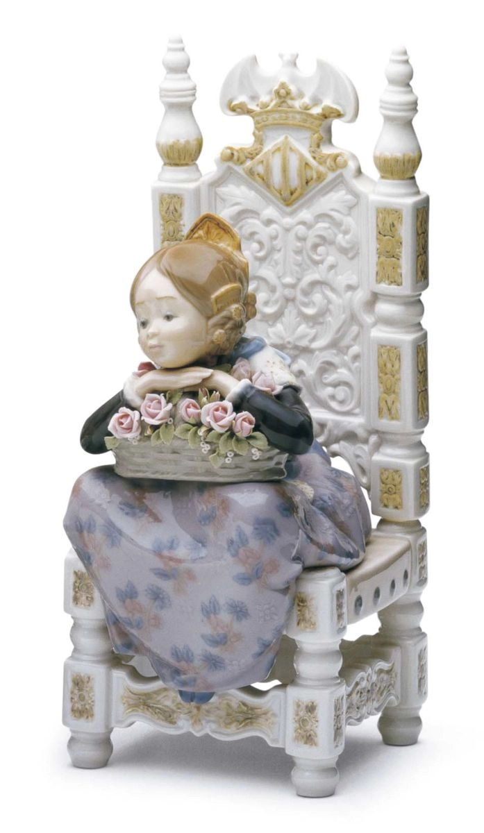 Lladro Reverie Porcelain Figurine