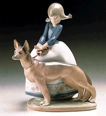 Lladro Not So Fast Porcelain Figurine