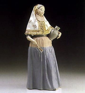 Lladro Lady From Majorca Porcelain Figurine