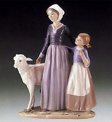 Lladro Mother w/Child & Lamb Porcelain Figurine