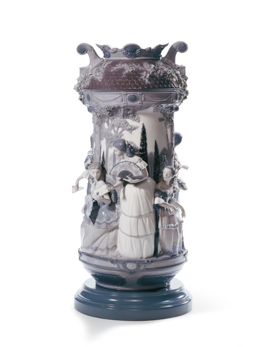 Lladro Ladies in The Garden Vase. Limited Edition. Grey and Silver Luster Porcelain Figurine