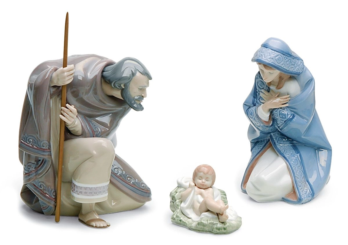 Lladro Silent Night Nativity Set Porcelain Figurine