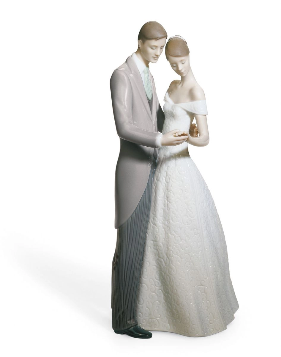 Lladro Together Forever Couple Porcelain Figurine
