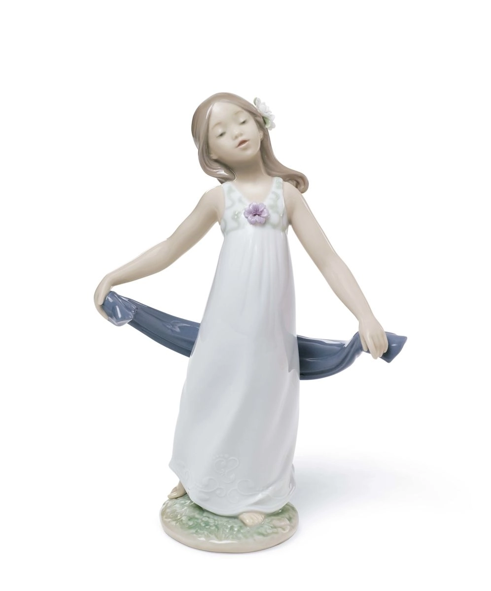 Lladro Gentle Breeze Porcelain Figurine