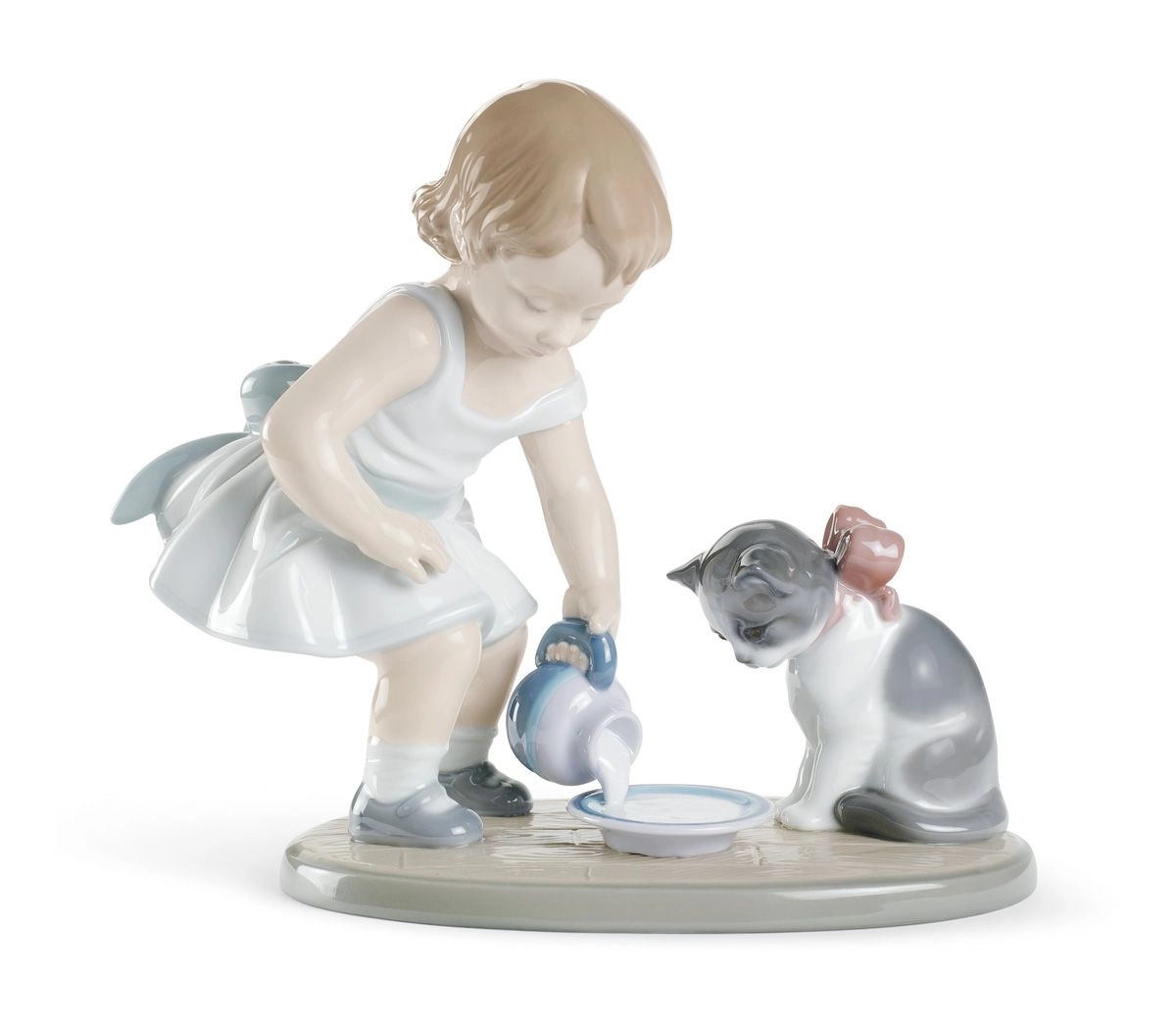 Lladro Kitty's Breakfast Time Porcelain Figurine
