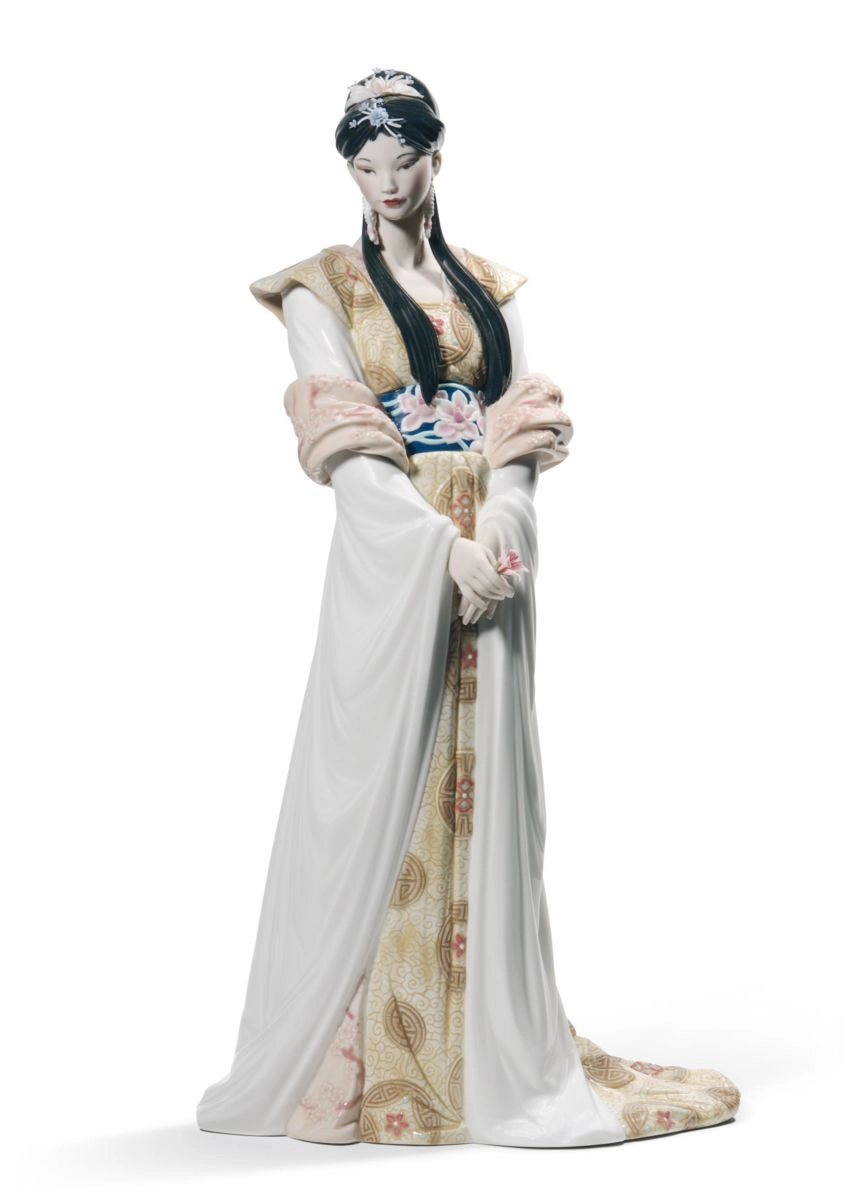 Lladro Chinese Beauty Porcelain Figurine