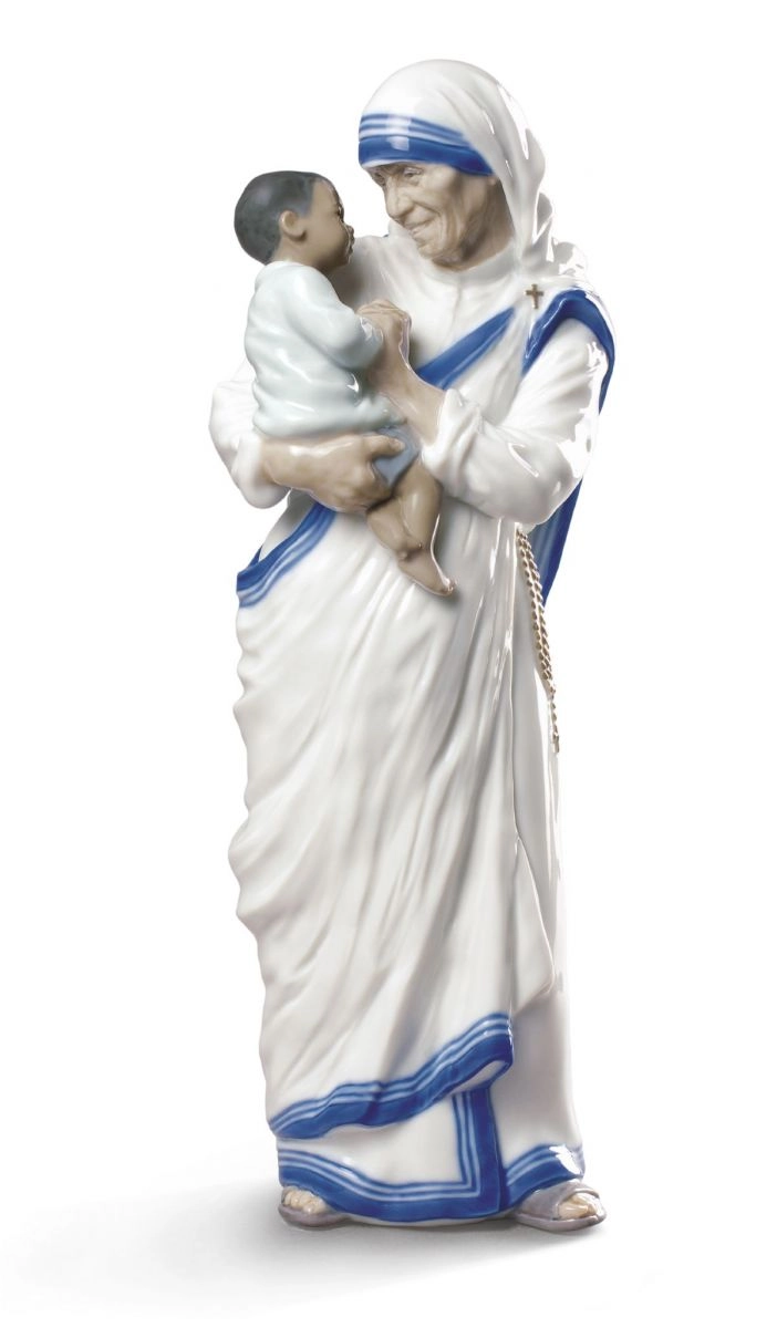 Lladro Mother Teresa of Calcutta Porcelain Figurine