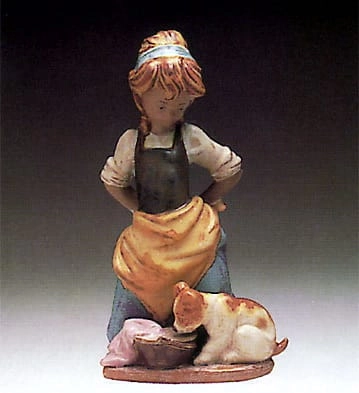 Lladro Nosy Puppy Porcelain Figurine