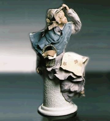 Lladro Dawn Goyesca Porcelain Figurine