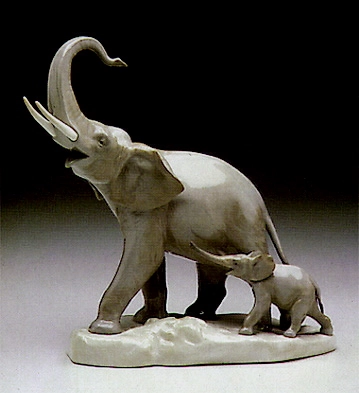 Lladro Two Elephants 1971-99 Porcelain Figurine