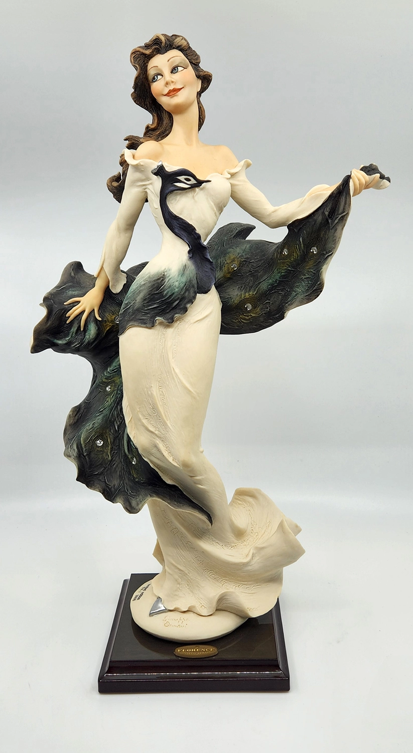 Giuseppe Armani Lady Wynne Sculpture