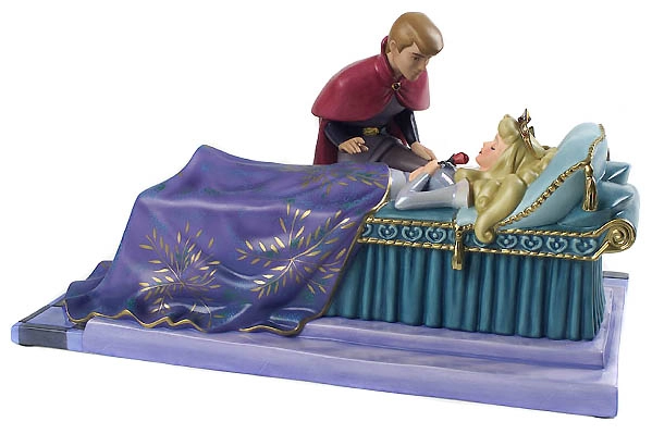 WDCC Disney Classics Sleeping Beauty Prince Phillip And Princess Aurora Love's First Kiss Porcelain Figurine