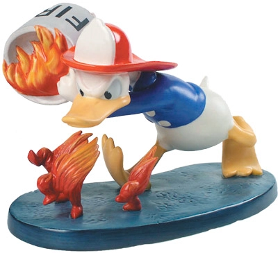 WDCC Disney Classics Mickey's Fire Brigade Donald Duck Duck A Fire 
