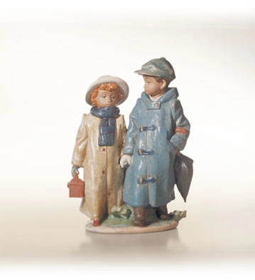 Lladro Away to School 1993-13 Porcelain Figurine
