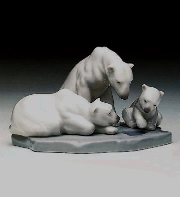 Lladro Bearly Love 1983-99 Porcelain Figurine