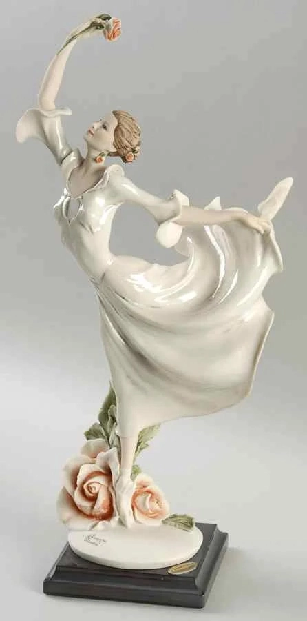 Giuseppe Armani Dance Of The Roses Sculpture