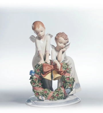 Lladro A Heavenly Christmas (2500) Porcelain Figurine