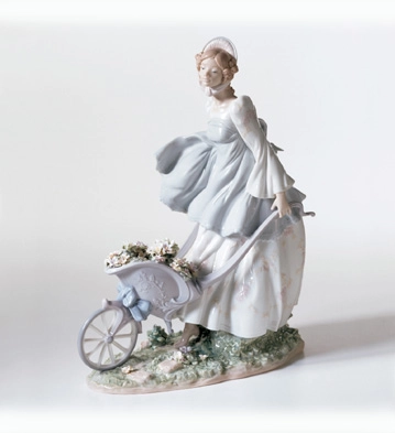 Lladro Breezes Of The Heart Porcelain Figurine
