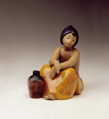 Lladro Gabriella 1984-94 Porcelain Figurine