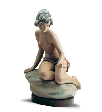 Lladro Bathing Nymph 1988-2001 Porcelain Figurine