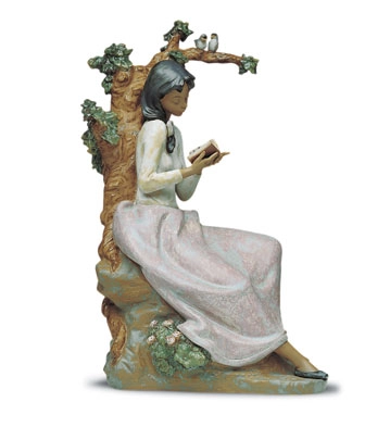 Lladro Afternoon Verse 1992-2001 Porcelain Figurine