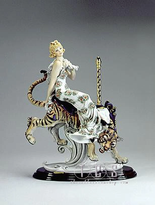 Giuseppe Armani Tiger Lily Signed By Giuseppe Armani - Number 103 of 5000 Sculpture
