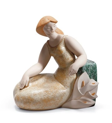 Lladro Lady With Lilies I Porcelain Figurine