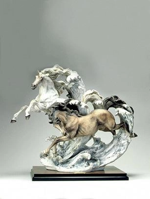 Giuseppe Armani Wild Hearts Sculpture