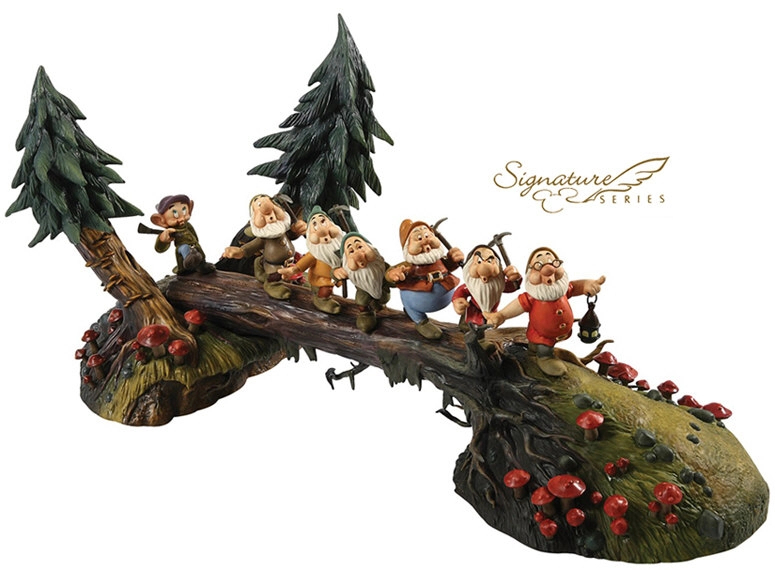 WDCC Disney Classics Snow White And The Seven Dwarfs Heigh Ho 