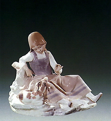 Lladro Girl with Goat 1971-78 Porcelain Figurine