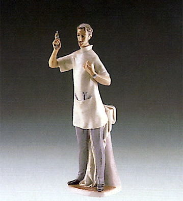 Lladro Dentist 1971-78 Porcelain Figurine