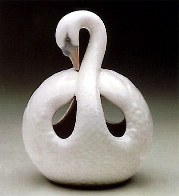Lladro Swan 1972-83 Porcelain Figurine