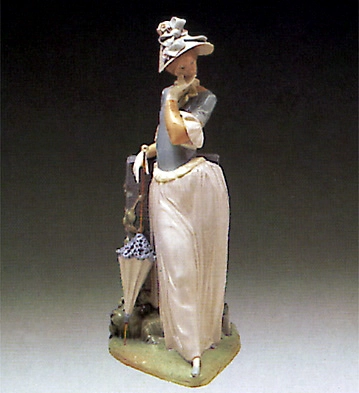 Lladro Esthetic Pose 1973-85 Porcelain Figurine