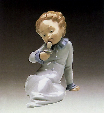 Lladro Baby with Pacifier 1982-85 Porcelain Figurine